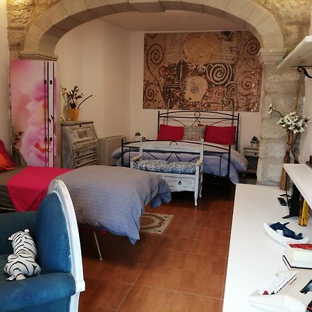 Lughera B&B Тула Экстерьер фото